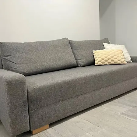 Charming Apartment Up To 4 Persons 3 Min To Metro-3